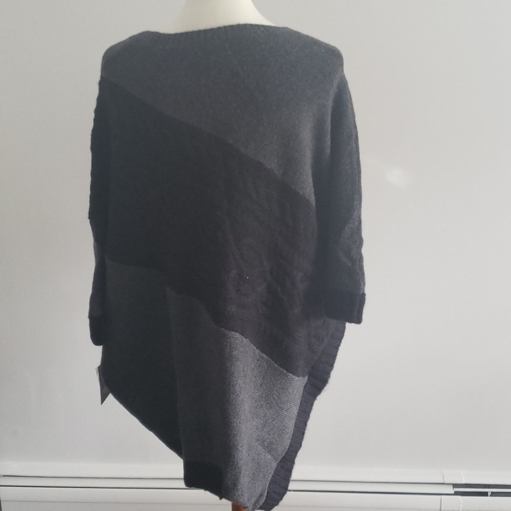 Simply Vera Sweater NWT - Picture 5 of 8